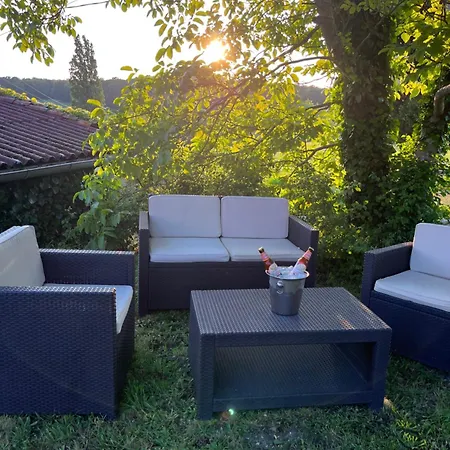 La Colline De Tilleul - Les Tilleuls - 4 Star Rated - Stunning With Pool Near Aubeterre In Idyllic Location Saint-Romain (Charente)