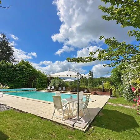 La Colline De Tilleul - Les Tilleuls - 4 Star Rated - Stunning With Pool Near Aubeterre In Idyllic Location * Saint-Romain (Charente)
