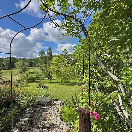 La Colline De Tilleul - Les Tilleuls - 4 Star Rated - Stunning With Pool Near Aubeterre In Idyllic Location * Saint-Romain (Charente)